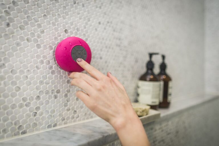 Parlante bluetooth resistente al agua rosa